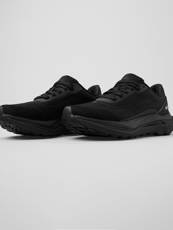 ALO Yoga Shoes - Alo yoga black runner shoes